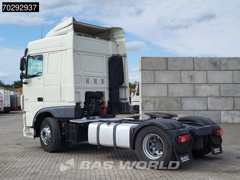 DAF XF 480 4X2 SC Standklima Euro 6 - Nyergesvontató: 2 kép. DAF XF 480 4X2 SC Standklima Euro 6 - Nyergesvontató: 2 kép.