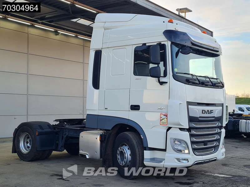 DAF XF 480 4X2 SC Standklima - Nyergesvontató: 3 kép. DAF XF 480 4X2 SC Standklima - Nyergesvontató: 3 kép.