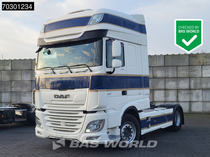 DAF XF 480 4X2 SSC Retarder 2xTanks Standklima Leather - Nyergesvontató: 1 kép. DAF XF 480 4X2 SSC Retarder 2xTanks Standklima Leather - Nyergesvontató: 1 kép.