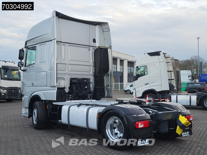DAF XF 480 4X2 SSC Retarder Alcoa's Standklima - Nyergesvontató: 2 kép. DAF XF 480 4X2 SSC Retarder Alcoa's Standklima - Nyergesvontató: 2 kép.