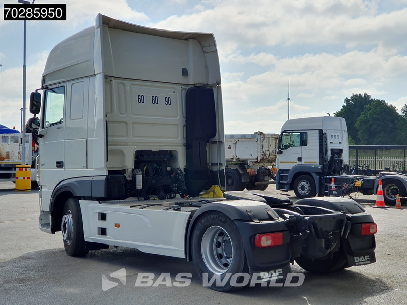DAF XF 480 4X2 SSC Standklima ACC Euro 6 - Nyergesvontató: 2 kép. DAF XF 480 4X2 SSC Standklima ACC Euro 6 - Nyergesvontató: 2 kép.