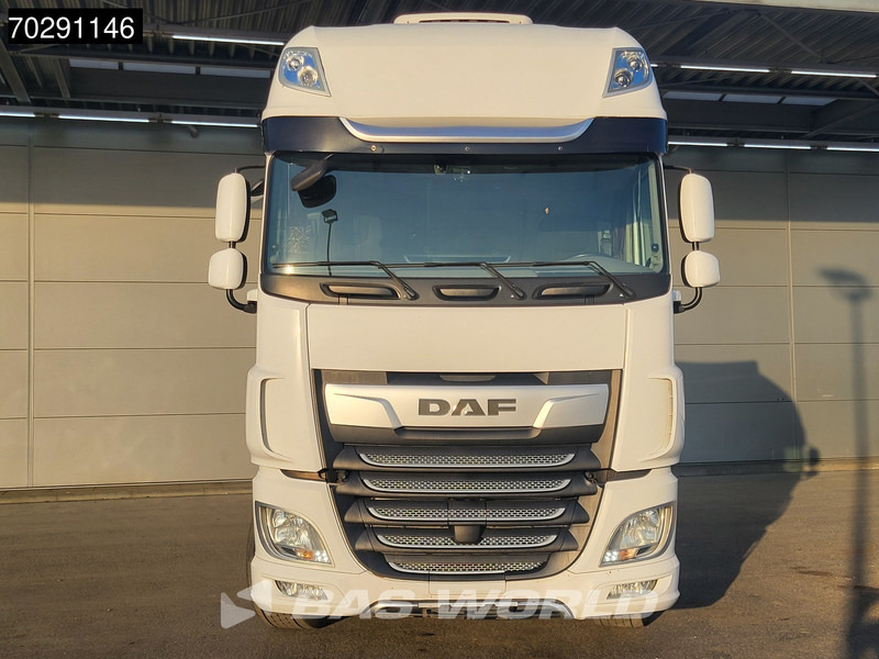 DAF XF 480 4X2 Standairco 2xTanks Navi ACC Euro 6 - Nyergesvontató: 5 kép. DAF XF 480 4X2 Standairco 2xTanks Navi ACC Euro 6 - Nyergesvontató: 5 kép.