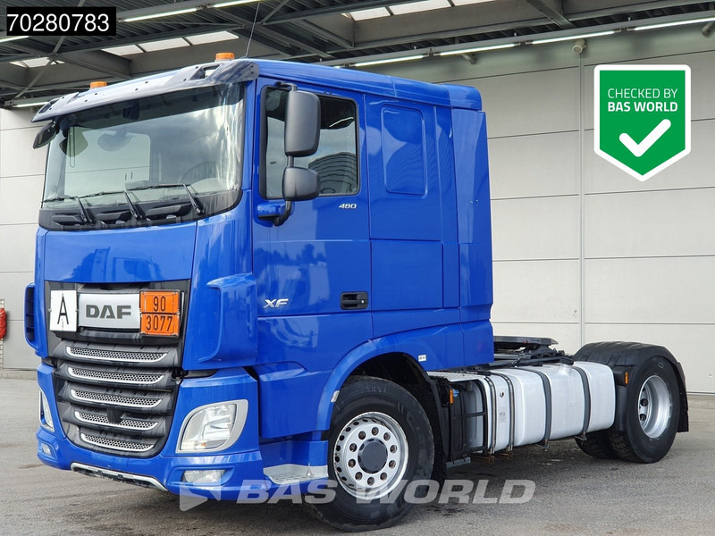 DAF XF 480 4X4 ComfortCab 4x4 PXP Hydrauliek ACC Euro 6 - Nyergesvontató: 1 kép. DAF XF 480 4X4 ComfortCab 4x4 PXP Hydrauliek ACC Euro 6 - Nyergesvontató: 1 kép.