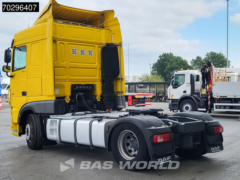 DAF XF 480 XF 4X2 SC ACC Euro 6 - Nyergesvontató: 2 kép. DAF XF 480 XF 4X2 SC ACC Euro 6 - Nyergesvontató: 2 kép.