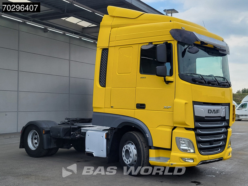 DAF XF 480 XF 4X2 SC ACC Euro 6 - Nyergesvontató: 3 kép. DAF XF 480 XF 4X2 SC ACC Euro 6 - Nyergesvontató: 3 kép.