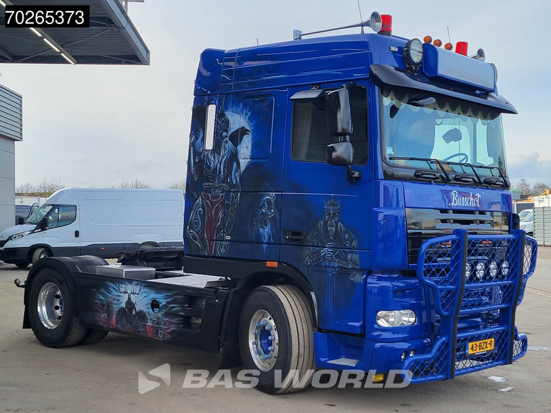 DAF XF105.410 4X2 Special Interior! Manual Standklima Alcoa's ADR Euro 5 - Nyergesvontató: 3 kép. DAF XF105.410 4X2 Special Interior! Manual Standklima Alcoa's ADR Euro 5 - Nyergesvontató: 3 kép.