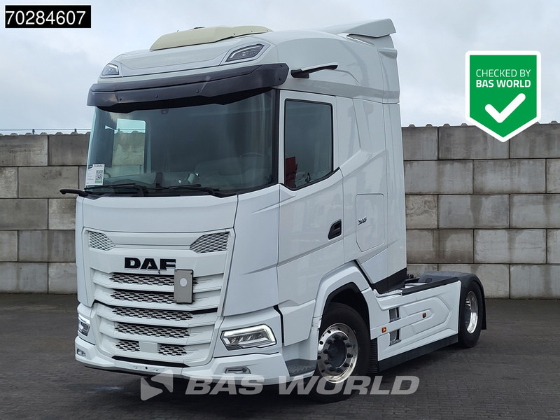 DAF XG 480 4X2 Retarder 2x Tanks Standklima MirrorCam Alcoa's - Nyergesvontató: 1 kép. DAF XG 480 4X2 Retarder 2x Tanks Standklima MirrorCam Alcoa's - Nyergesvontató: 1 kép.