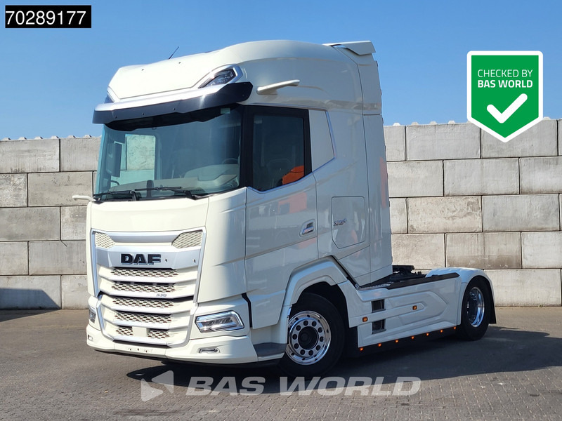 DAF XG+ 530 4X2 Retarder 2x Tanks Standklima Leather Alcoa's - Nyergesvontató: 1 kép. DAF XG+ 530 4X2 Retarder 2x Tanks Standklima Leather Alcoa's - Nyergesvontató: 1 kép.