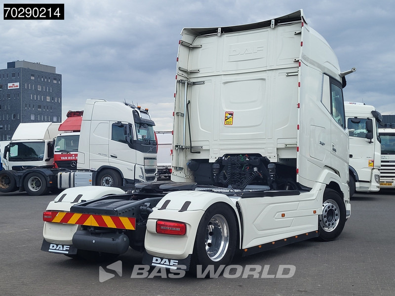 DAF XG+ 530 4X2 Retarder 2x Tanks Standklima Leather Alcoa's - Nyergesvontató: 5 kép. DAF XG+ 530 4X2 Retarder 2x Tanks Standklima Leather Alcoa's - Nyergesvontató: 5 kép.