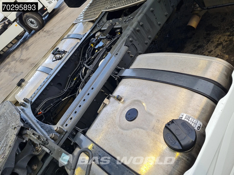 Nyergesvontató DAF XG+ 530 4X2 Retarder 2xTanks Standklima: 14 kép.