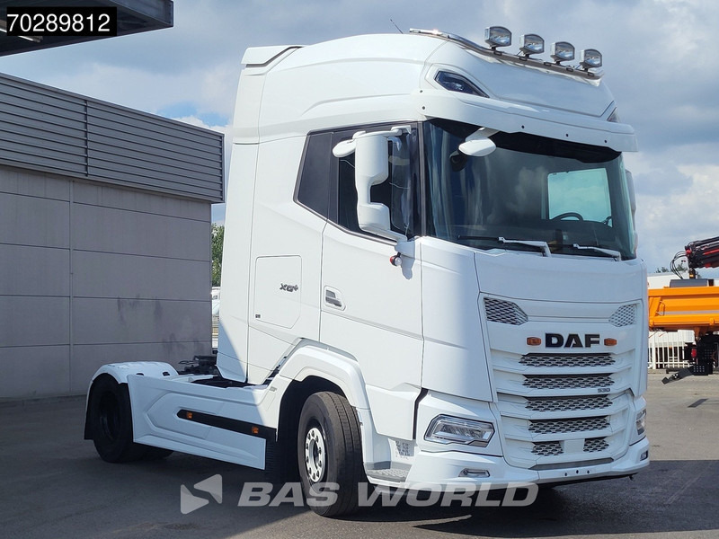 DAF XG+ 530 4X2 XG+ Standairco LED ACC Euro 6 - Nyergesvontató: 3 kép. DAF XG+ 530 4X2 XG+ Standairco LED ACC Euro 6 - Nyergesvontató: 3 kép.