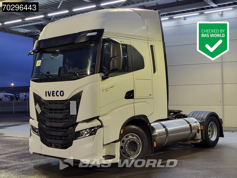 Iveco S-Way 460 S-Way 4X2 LNG! Retarder 2x Tanks - Nyergesvontató: 1 kép. Iveco S-Way 460 S-Way 4X2 LNG! Retarder 2x Tanks - Nyergesvontató: 1 kép.