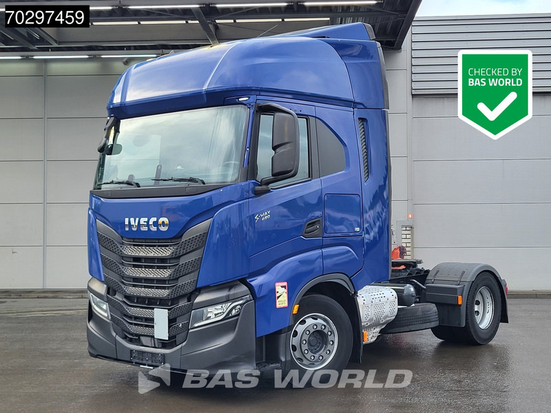 Iveco S-Way 480 4X2 Retarder ACC Euro 6 - Nyergesvontató: 1 kép. Iveco S-Way 480 4X2 Retarder ACC Euro 6 - Nyergesvontató: 1 kép.