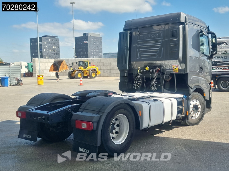 Iveco S-Way 480 4X2 Retarder Hydrauliek LED - Nyergesvontató: 5 kép. Iveco S-Way 480 4X2 Retarder Hydrauliek LED - Nyergesvontató: 5 kép.