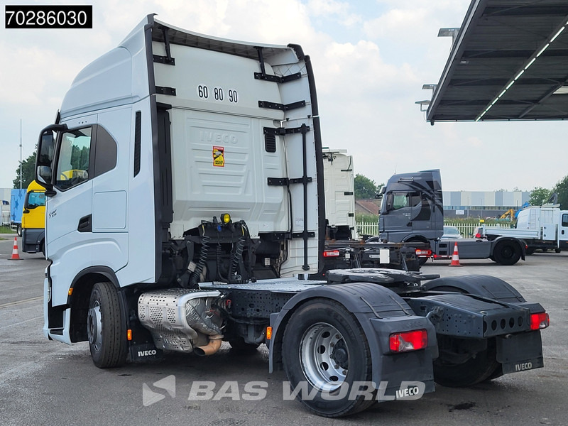 Iveco S-Way 510 S-Way 4X2 Retarder ACC Navi Euro 6 - Nyergesvontató: 2 kép. Iveco S-Way 510 S-Way 4X2 Retarder ACC Navi Euro 6 - Nyergesvontató: 2 kép.