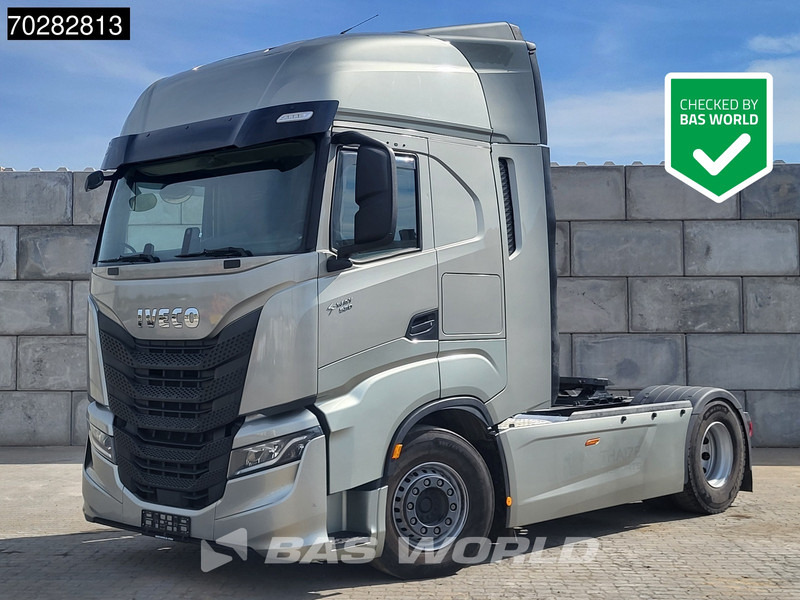 Iveco S-Way 530 4X2 Retarder Standklima LED Navi - Nyergesvontató: 1 kép. Iveco S-Way 530 4X2 Retarder Standklima LED Navi - Nyergesvontató: 1 kép.