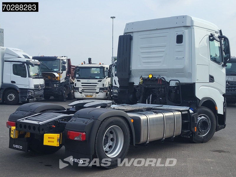Iveco S-way 500 4X2 NEW! Retarder Navi ACC Euro 6 - Nyergesvontató: 5 kép. Iveco S-way 500 4X2 NEW! Retarder Navi ACC Euro 6 - Nyergesvontató: 5 kép.