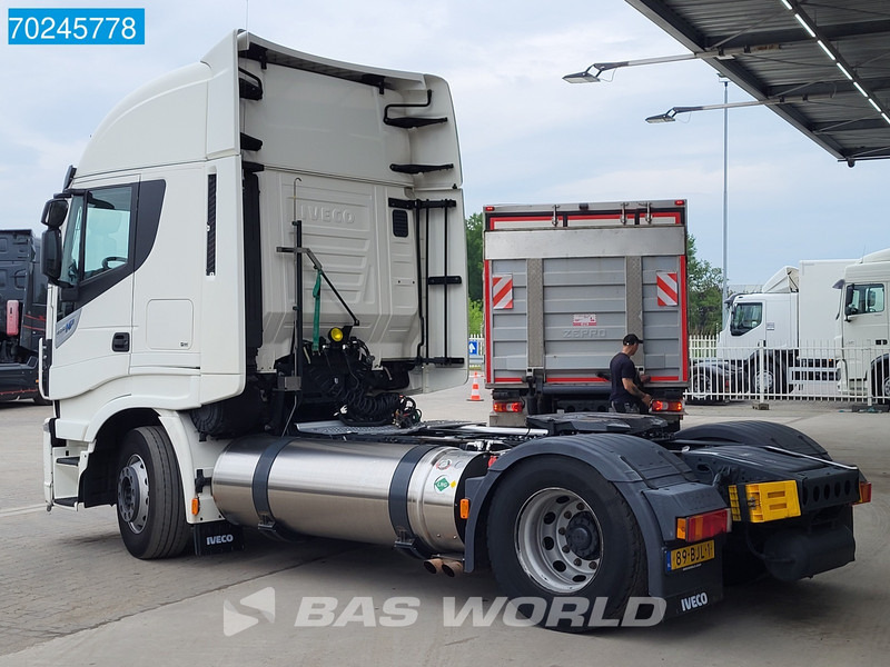 Iveco Stralis 400 4X2 NL-Truck LNG Retarder 2x Tanks Euro 6 - Nyergesvontató: 2 kép. Iveco Stralis 400 4X2 NL-Truck LNG Retarder 2x Tanks Euro 6 - Nyergesvontató: 2 kép.