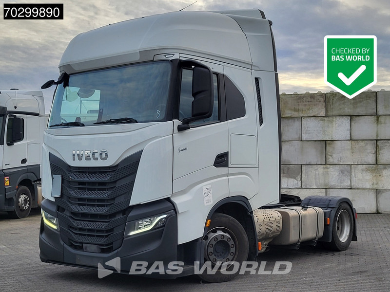 Iveco Stralis 460 4X2 Mega Retarder 2xTanks ACC Euro 6 - Nyergesvontató: 1 kép. Iveco Stralis 460 4X2 Mega Retarder 2xTanks ACC Euro 6 - Nyergesvontató: 1 kép.