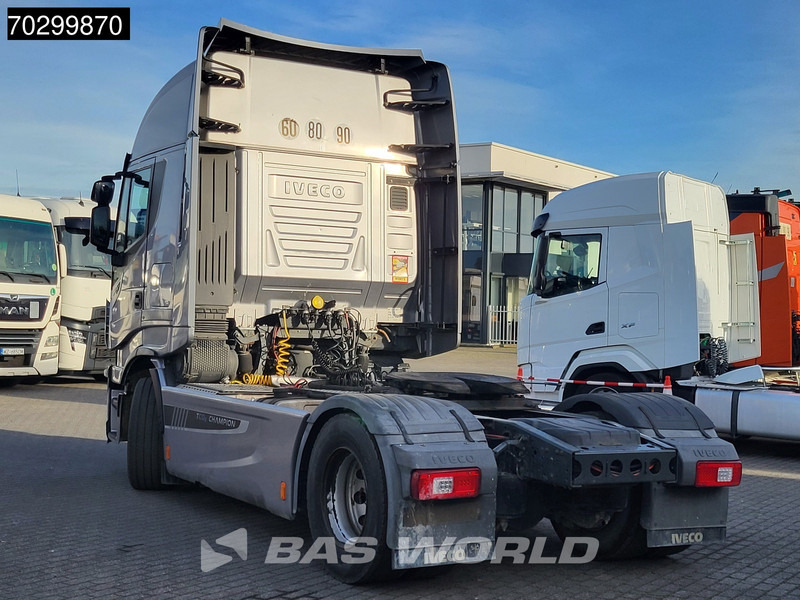 Iveco Stralis 480 4X2 Hydraulic ACC Euro 6 - Nyergesvontató: 2 kép. Iveco Stralis 480 4X2 Hydraulic ACC Euro 6 - Nyergesvontató: 2 kép.