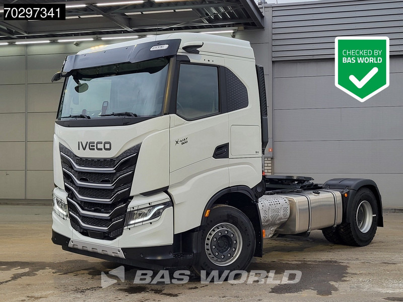 Iveco X-Way 500 4X2 NEW! Retarder Big-Axle Standklima MirrorCam Navi LED ACC Euro 6 - Nyergesvontató: 1 kép. Iveco X-Way 500 4X2 NEW! Retarder Big-Axle Standklima MirrorCam Navi LED ACC Euro 6 - Nyergesvontató: 1 kép.