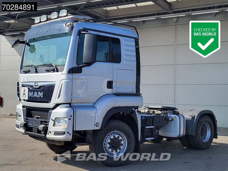 MAN TGS 18.510 4X4 Hydrodrive Big-Axle Hydrauliek Navi Euro 6 - Nyergesvontató: 1 kép. MAN TGS 18.510 4X4 Hydrodrive Big-Axle Hydrauliek Navi Euro 6 - Nyergesvontató: 1 kép.