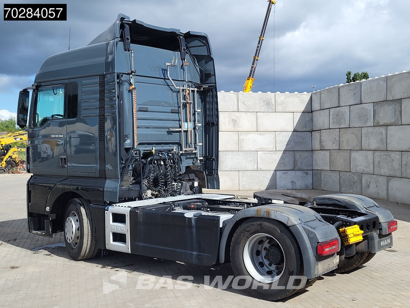 MAN TGX 18.460 4X2 XLX Retarder 2xTanks Navi Standklima Euro 6 - Nyergesvontató: 2 kép. MAN TGX 18.460 4X2 XLX Retarder 2xTanks Navi Standklima Euro 6 - Nyergesvontató: 2 kép.