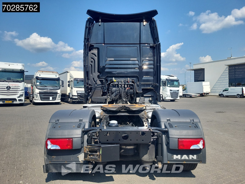 MAN TGX 18.460 4X2 XXL Mega Retarder 2xTanks Standklima Euro 6 - Nyergesvontató: 3 kép. MAN TGX 18.460 4X2 XXL Mega Retarder 2xTanks Standklima Euro 6 - Nyergesvontató: 3 kép.