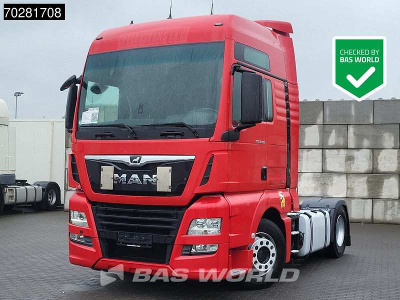 MAN TGX 18.460 TGX 4X2 XXL Retarder 2xTanks ACC Euro 6 - Nyergesvontató: 1 kép. MAN TGX 18.460 TGX 4X2 XXL Retarder 2xTanks ACC Euro 6 - Nyergesvontató: 1 kép.