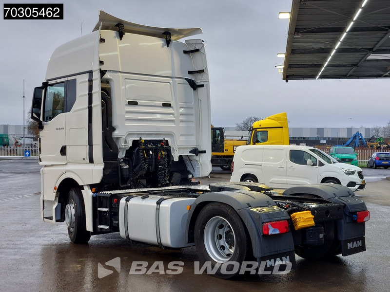 MAN TGX 18.470 4X2 GX 2xTanks Euro 6 - Nyergesvontató: 2 kép. MAN TGX 18.470 4X2 GX 2xTanks Euro 6 - Nyergesvontató: 2 kép.