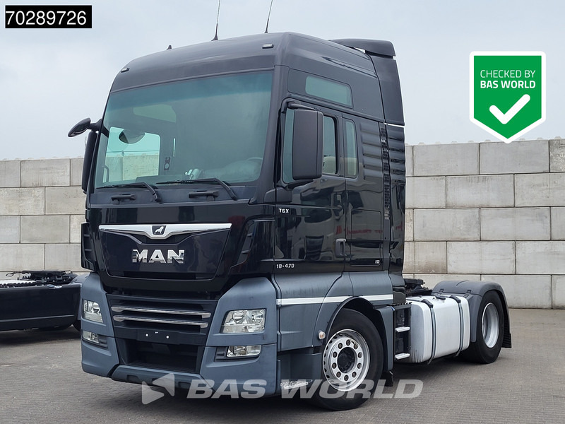MAN TGX 18.470 4X2 XXL Retarder 2xTanks Standklima Navi ACC Euro 6 - Nyergesvontató: 1 kép. MAN TGX 18.470 4X2 XXL Retarder 2xTanks Standklima Navi ACC Euro 6 - Nyergesvontató: 1 kép.