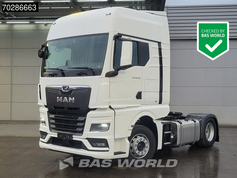 MAN TGX 18.480 4X2 NEW! GX LED 2xTanks Standklima LED ACC Euro 6 - Nyergesvontató: 1 kép. MAN TGX 18.480 4X2 NEW! GX LED 2xTanks Standklima LED ACC Euro 6 - Nyergesvontató: 1 kép.