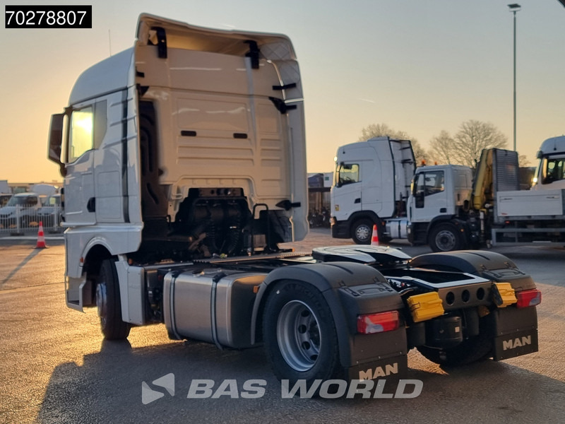 MAN TGX 18.480 4X2 NEW! Manual Euro 5 2x Tanks - Nyergesvontató: 2 kép. MAN TGX 18.480 4X2 NEW! Manual Euro 5 2x Tanks - Nyergesvontató: 2 kép.