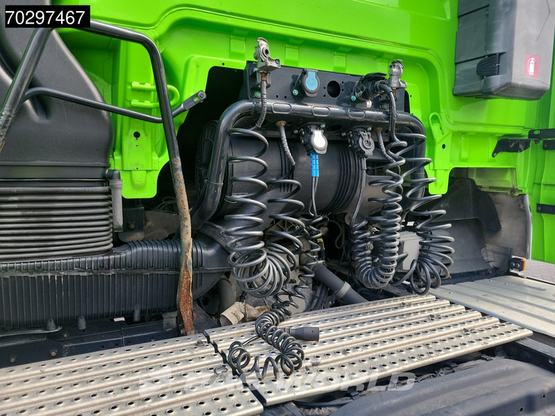 Nyergesvontató MAN TGX 18.500 4X2 Retarder ACC Euro 6: 6 kép. Nyergesvontató MAN TGX 18.500 4X2 Retarder ACC Euro 6: 6 kép.