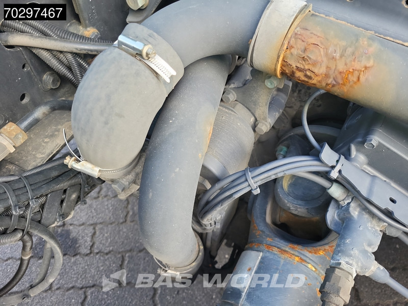 Nyergesvontató MAN TGX 18.500 4X2 Retarder ACC Euro 6: 9 kép. Nyergesvontató MAN TGX 18.500 4X2 Retarder ACC Euro 6: 9 kép.