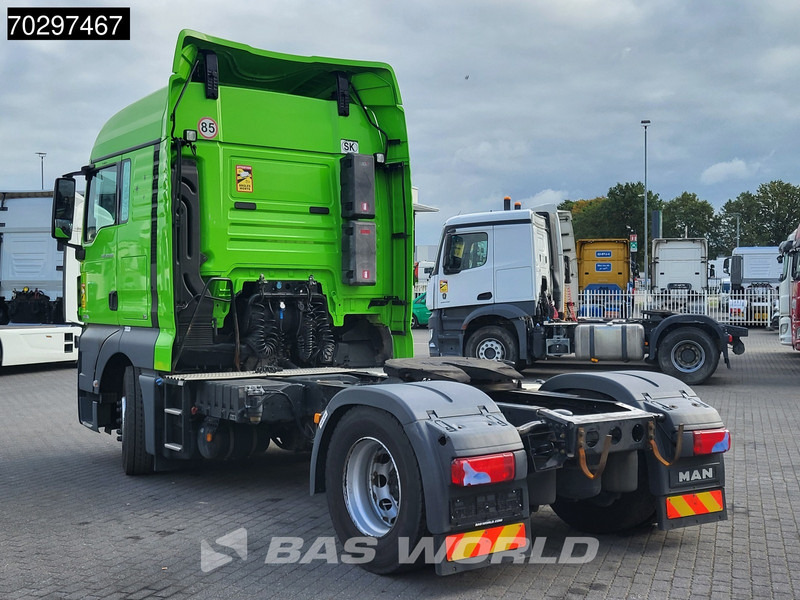 MAN TGX 18.500 4X2 Retarder ACC Euro 6 - Nyergesvontató: 2 kép. MAN TGX 18.500 4X2 Retarder ACC Euro 6 - Nyergesvontató: 2 kép.
