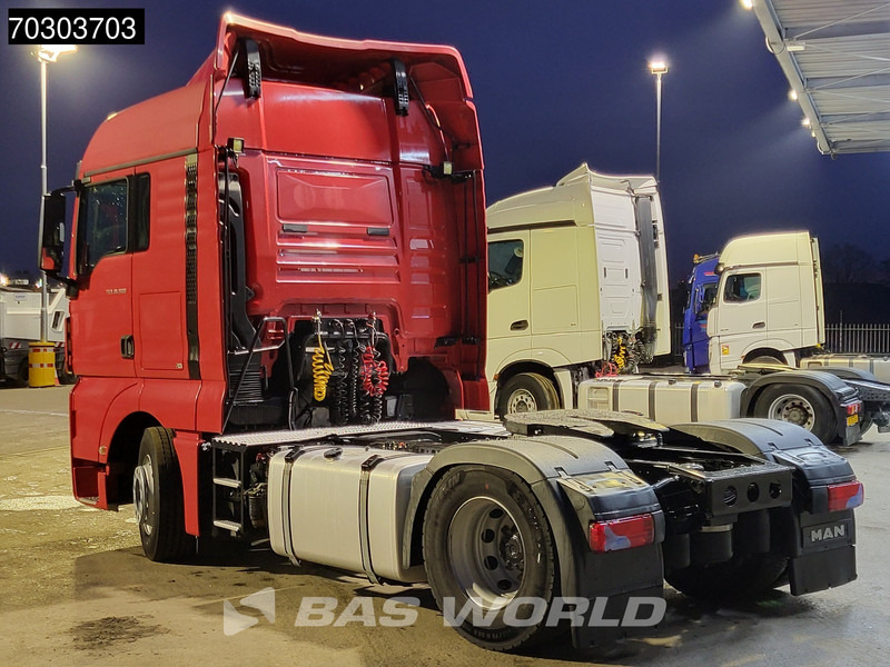 MAN TGX 18.500 4X2 XLX 2xTanks Euro6 - Nyergesvontató: 2 kép. MAN TGX 18.500 4X2 XLX 2xTanks Euro6 - Nyergesvontató: 2 kép.