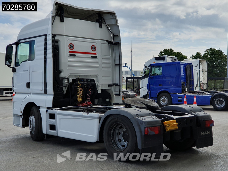 MAN TGX 18.500 4X2 XLX Retarder 2x Tanks Euro 6 - Nyergesvontató: 2 kép. MAN TGX 18.500 4X2 XLX Retarder 2x Tanks Euro 6 - Nyergesvontató: 2 kép.