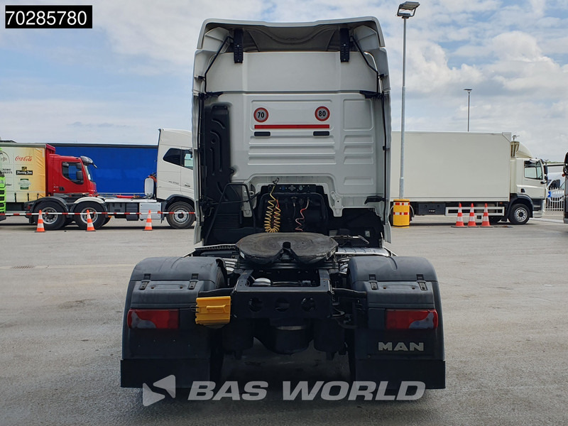 MAN TGX 18.500 4X2 XLX Retarder 2x Tanks Euro 6 - Nyergesvontató: 3 kép. MAN TGX 18.500 4X2 XLX Retarder 2x Tanks Euro 6 - Nyergesvontató: 3 kép.