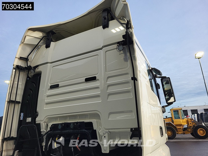 MAN TGX 18.500 4X2 XLX Retarder 2xTanks - Nyergesvontató: 5 kép. MAN TGX 18.500 4X2 XLX Retarder 2xTanks - Nyergesvontató: 5 kép.