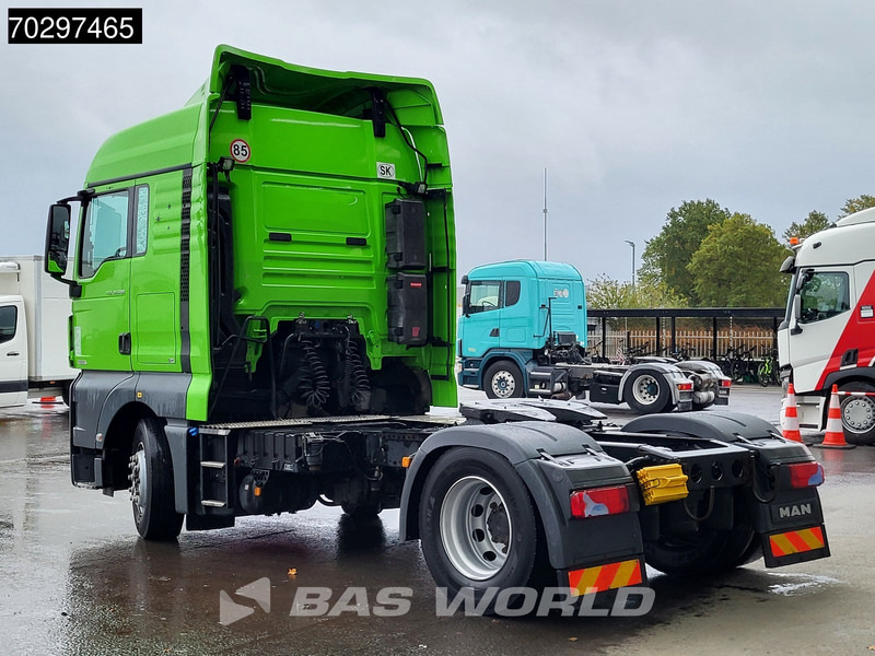 MAN TGX 18.500 4X2 XLX Retarder ACC Euro 6 - Nyergesvontató: 2 kép. MAN TGX 18.500 4X2 XLX Retarder ACC Euro 6 - Nyergesvontató: 2 kép.