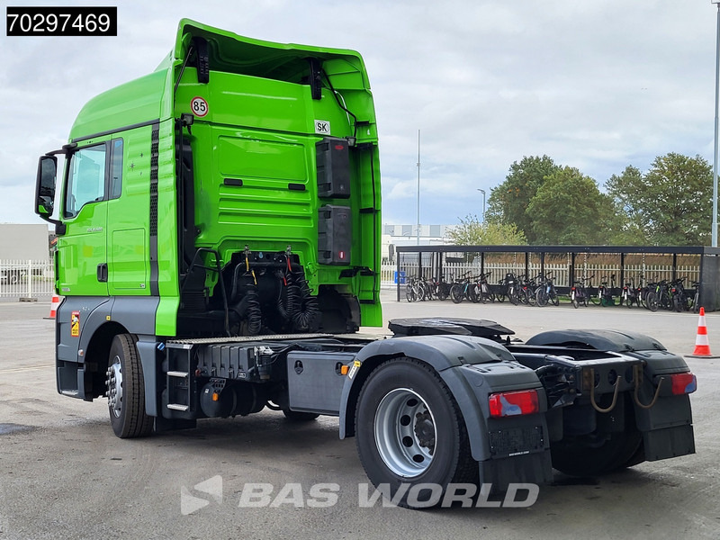 MAN TGX 18.500 4X2 XLX Retarder ACC Euro 6 - Nyergesvontató: 2 kép. MAN TGX 18.500 4X2 XLX Retarder ACC Euro 6 - Nyergesvontató: 2 kép.