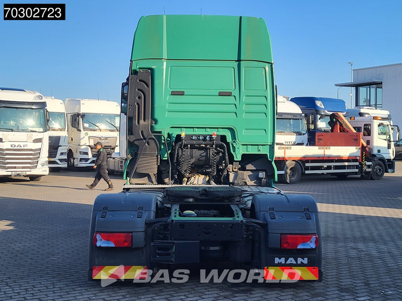 MAN TGX 18.500 4X2 XXL Mega Retarder 2xTanks - Nyergesvontató: 5 kép. MAN TGX 18.500 4X2 XXL Mega Retarder 2xTanks - Nyergesvontató: 5 kép.