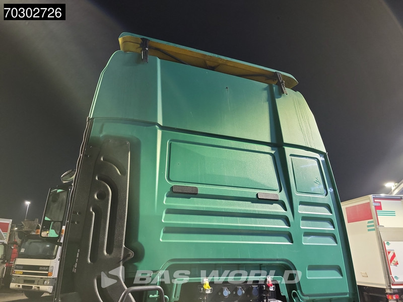 MAN TGX 18.500 4X2 XXL Mega Retarder 2xTanks - Nyergesvontató: 5 kép. MAN TGX 18.500 4X2 XXL Mega Retarder 2xTanks - Nyergesvontató: 5 kép.