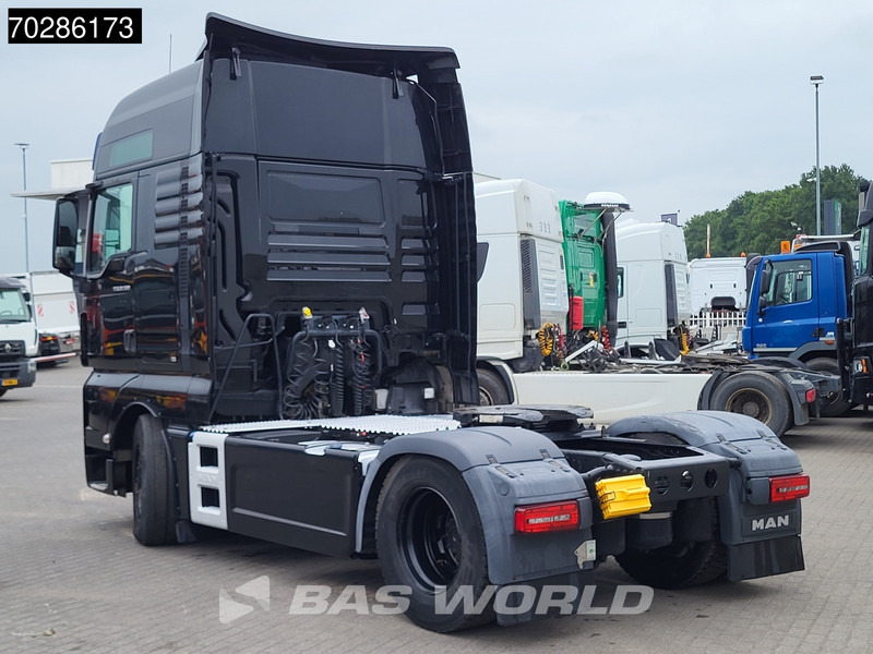 MAN TGX 18.500 4X2 XXL Retarder Leder Standklima 2xTanks Xenon ACC Euro 6 - Nyergesvontató: 2 kép. MAN TGX 18.500 4X2 XXL Retarder Leder Standklima 2xTanks Xenon ACC Euro 6 - Nyergesvontató: 2 kép.