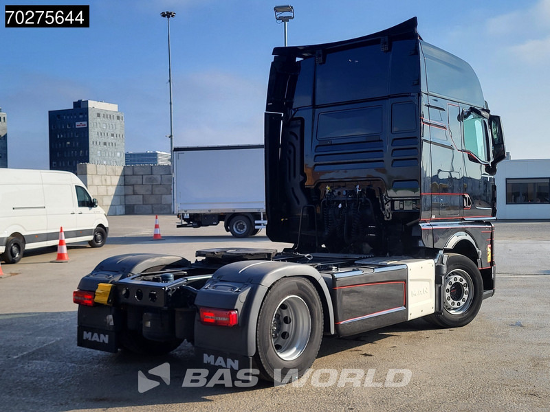 MAN TGX 18.510 4X2 70% Tyres! GX Retarder 2x Tanks ACC Standklima Navi - Nyergesvontató: 5 kép. MAN TGX 18.510 4X2 70% Tyres! GX Retarder 2x Tanks ACC Standklima Navi - Nyergesvontató: 5 kép.
