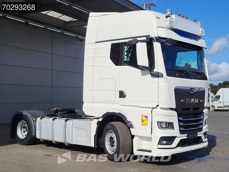 MAN TGX 18.510 TGX 4X2 GX Retarder 2xTanks Standairco Navi Euro 6 - Nyergesvontató: 3 kép. MAN TGX 18.510 TGX 4X2 GX Retarder 2xTanks Standairco Navi Euro 6 - Nyergesvontató: 3 kép.