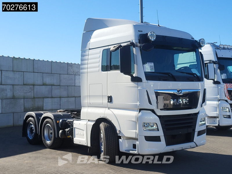 MAN TGX 26.500 TGX 6X2 XLX Retarder Liftachse Xenon - Nyergesvontató: 3 kép. MAN TGX 26.500 TGX 6X2 XLX Retarder Liftachse Xenon - Nyergesvontató: 3 kép.