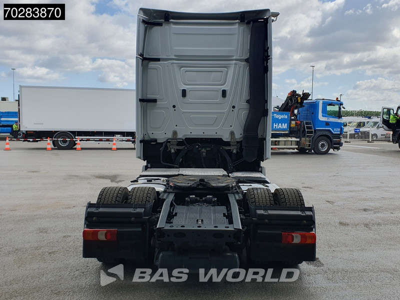 Mercedes-Benz Actros 1842 4X2 Mega GigaSpace Retarder Mirrorcam - Nyergesvontató: 3 kép. Mercedes-Benz Actros 1842 4X2 Mega GigaSpace Retarder Mirrorcam - Nyergesvontató: 3 kép.