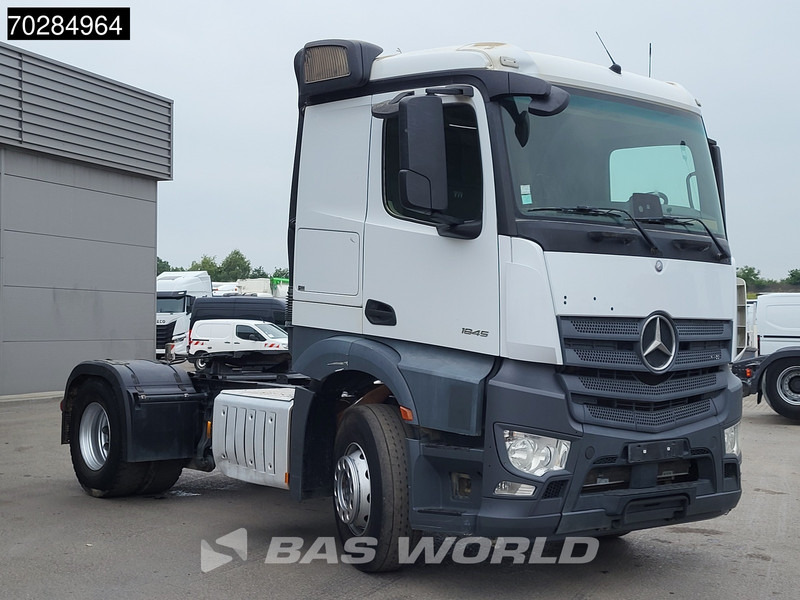 Mercedes-Benz Actros 1845 4X2 ClassicSpace Retarder Euro 6 - Nyergesvontató: 3 kép. Mercedes-Benz Actros 1845 4X2 ClassicSpace Retarder Euro 6 - Nyergesvontató: 3 kép.